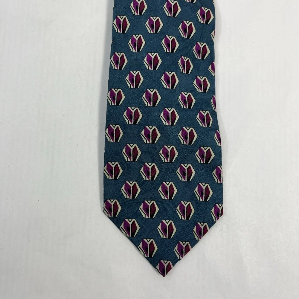 Stafford Mens Tie 3.75 in W x L 58 in Silk Green Silver Red Black